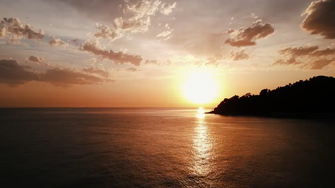 夕阳晚霞美景-玖玖资源网 夕阳晚霞美景-玖玖资源网